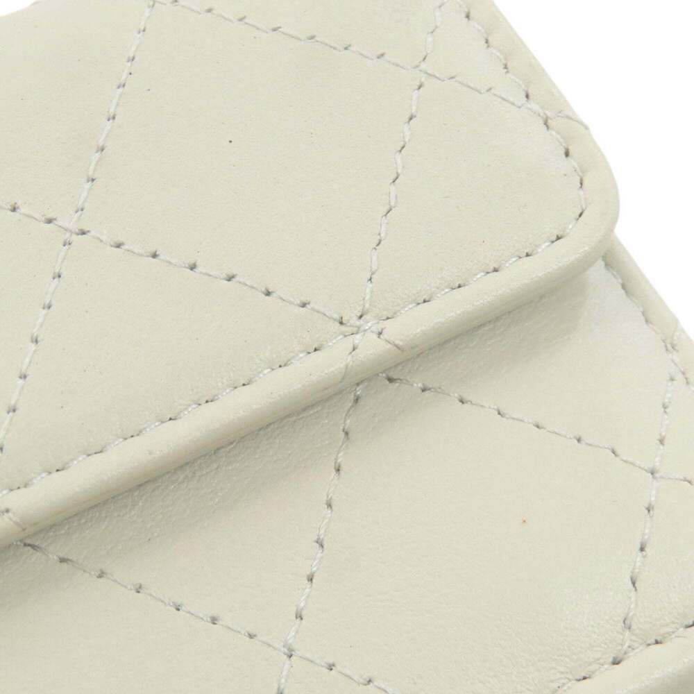 CHANEL Gray Logo Wallet - Picture 13 of 16